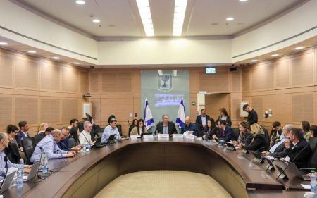 مركز مساواة: اقتراح الميزانية الحكومية سيعمق الأزمة الاقتصادية في المجتمع العربي